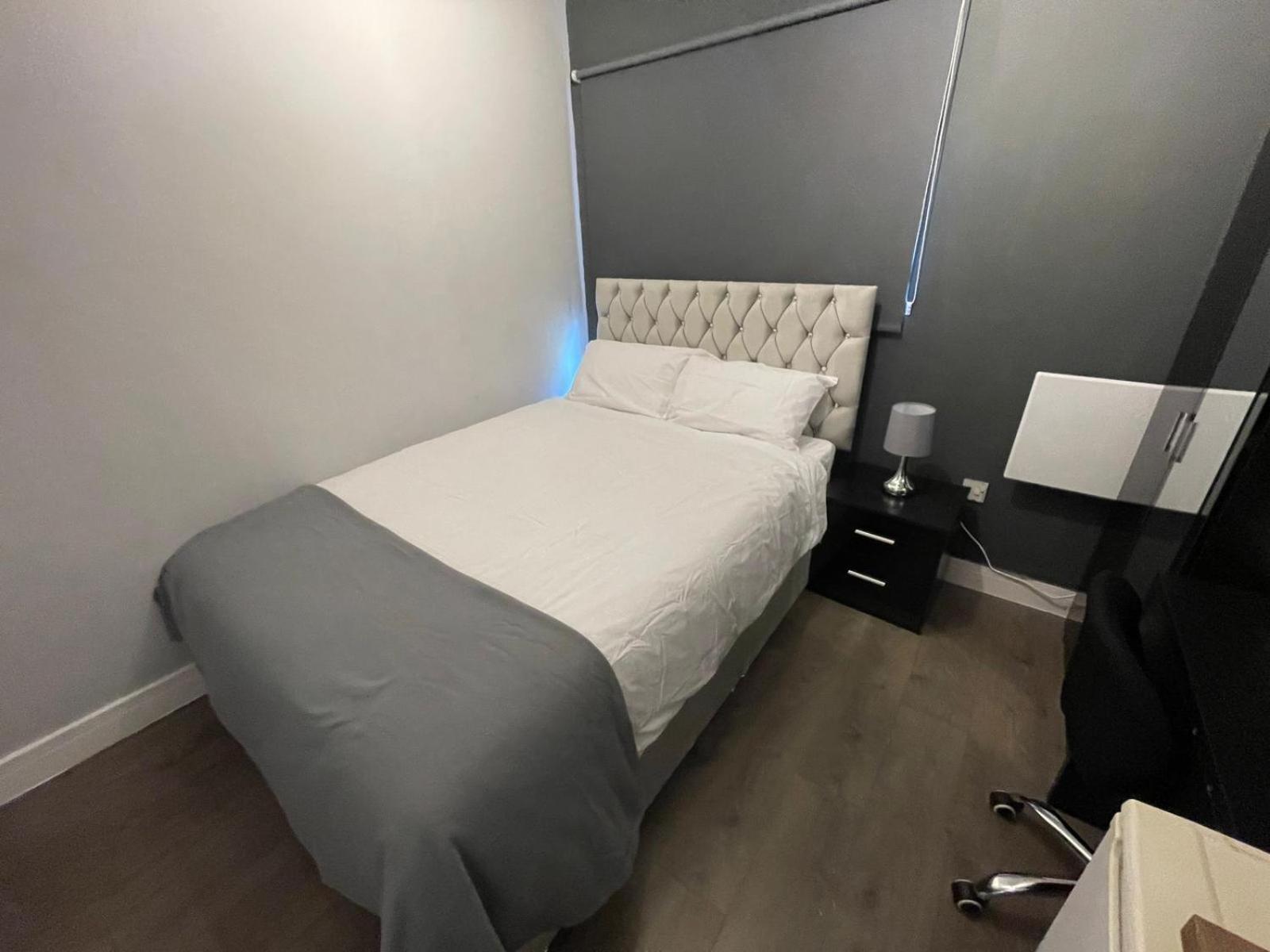 Letzi Premium Cozy Retreat Private En-Suite Rooms, Wembley Londres Exterior foto