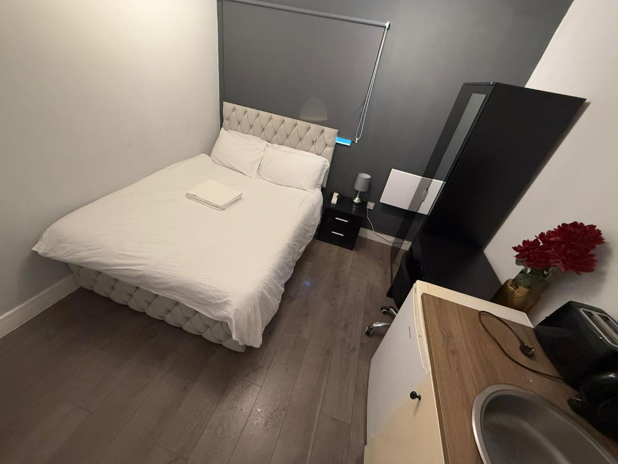 Letzi Premium Cozy Retreat Private En-Suite Rooms, Wembley Londres Exterior foto